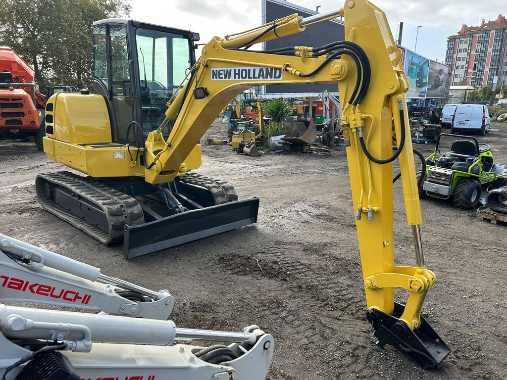 NEW HOLLAND EC45