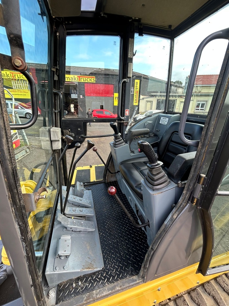 NEW HOLLAND EC45