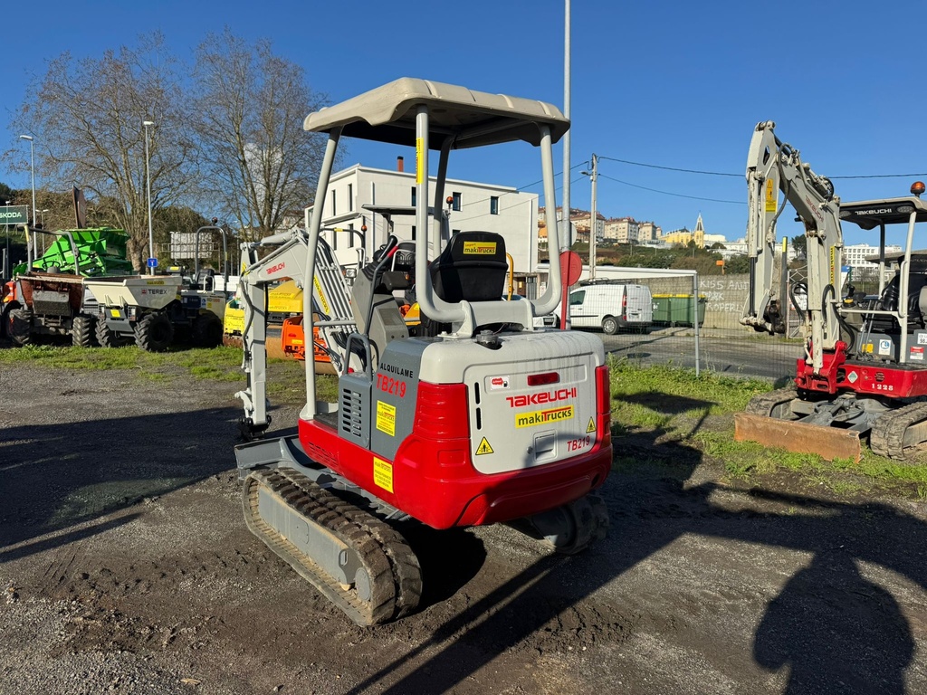 Caterpillar 302.5