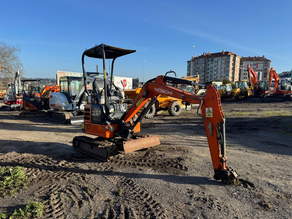 Hitachi zx19u