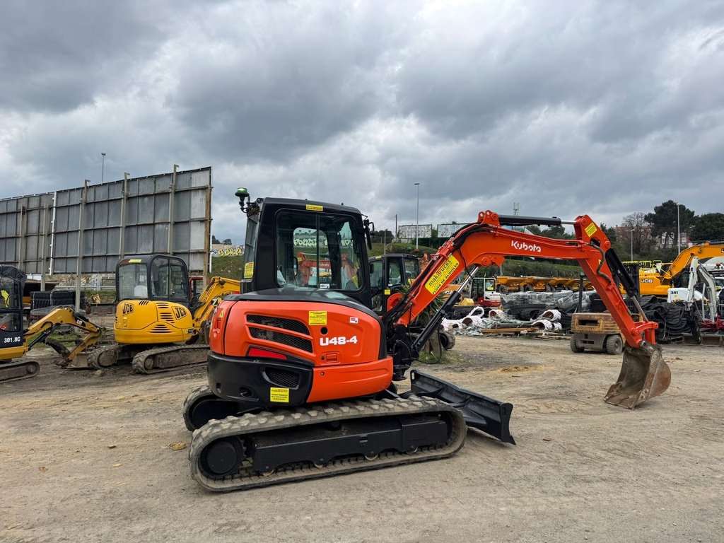 Kubota U48-4