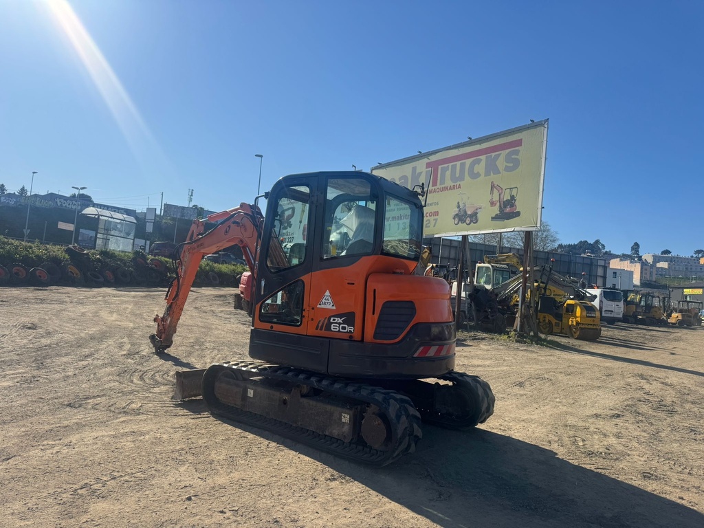 Doosan dx60r