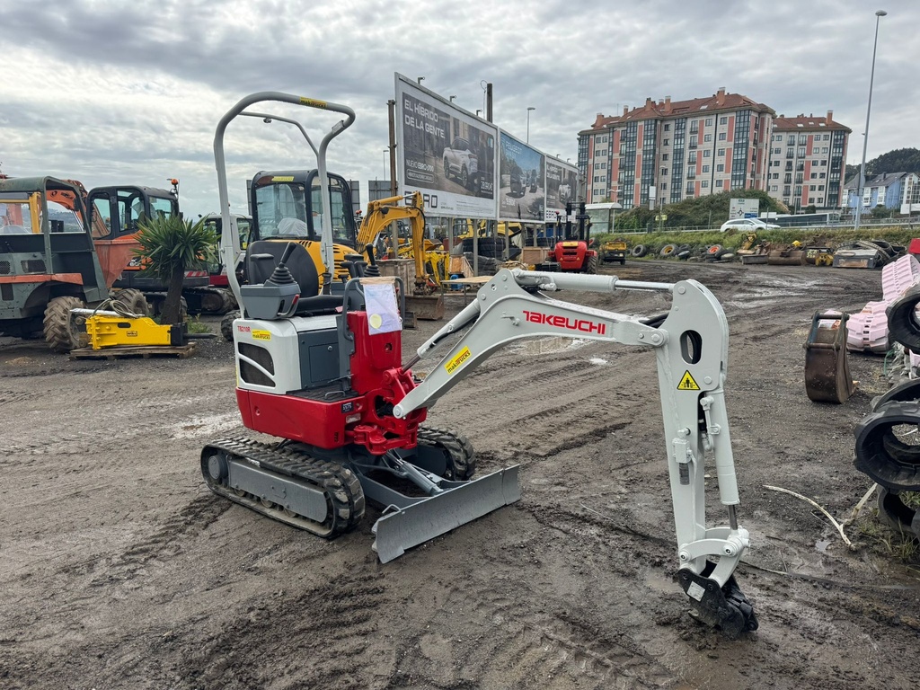 TAKEUCHI TB210R