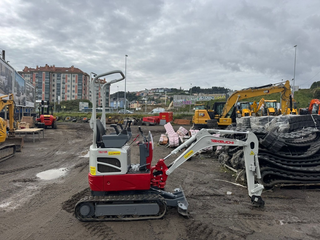 TAKEUCHI TB210R