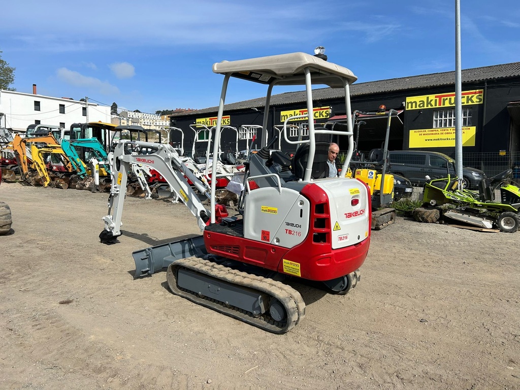 TAKEUCHI TB216