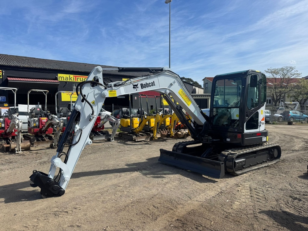 Bobcat E60