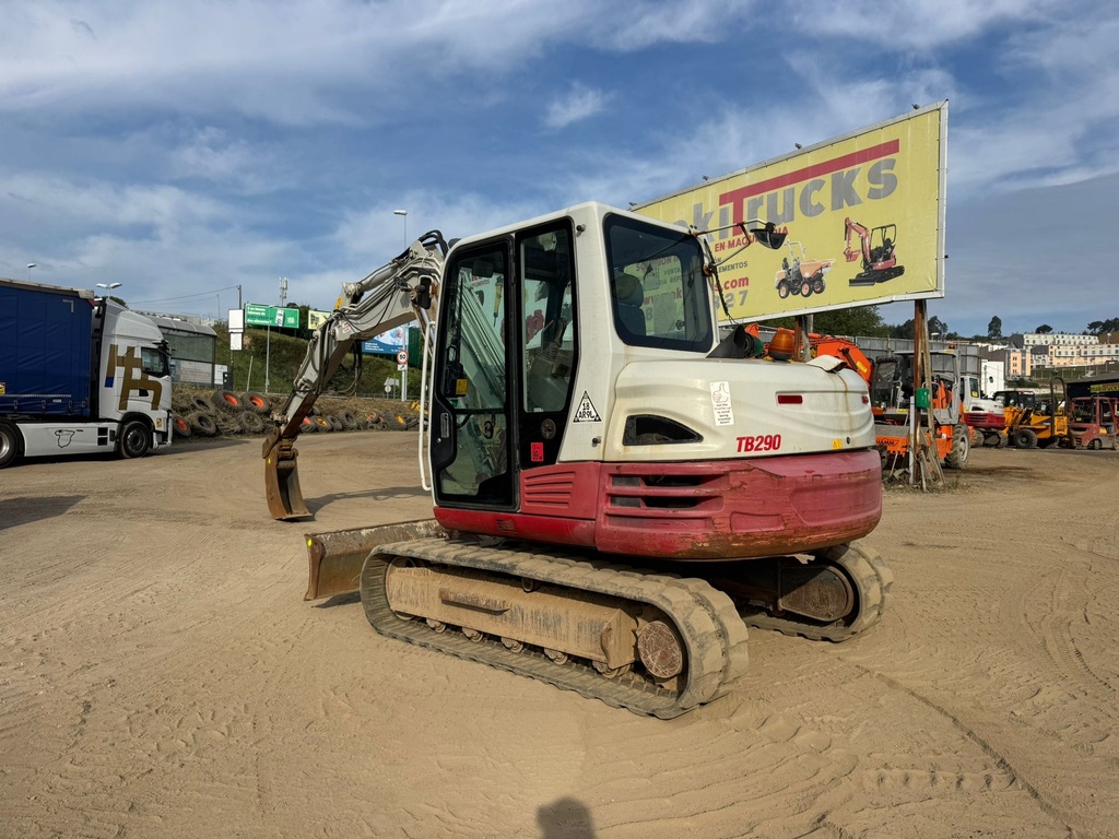 TAKEUCHI TB290