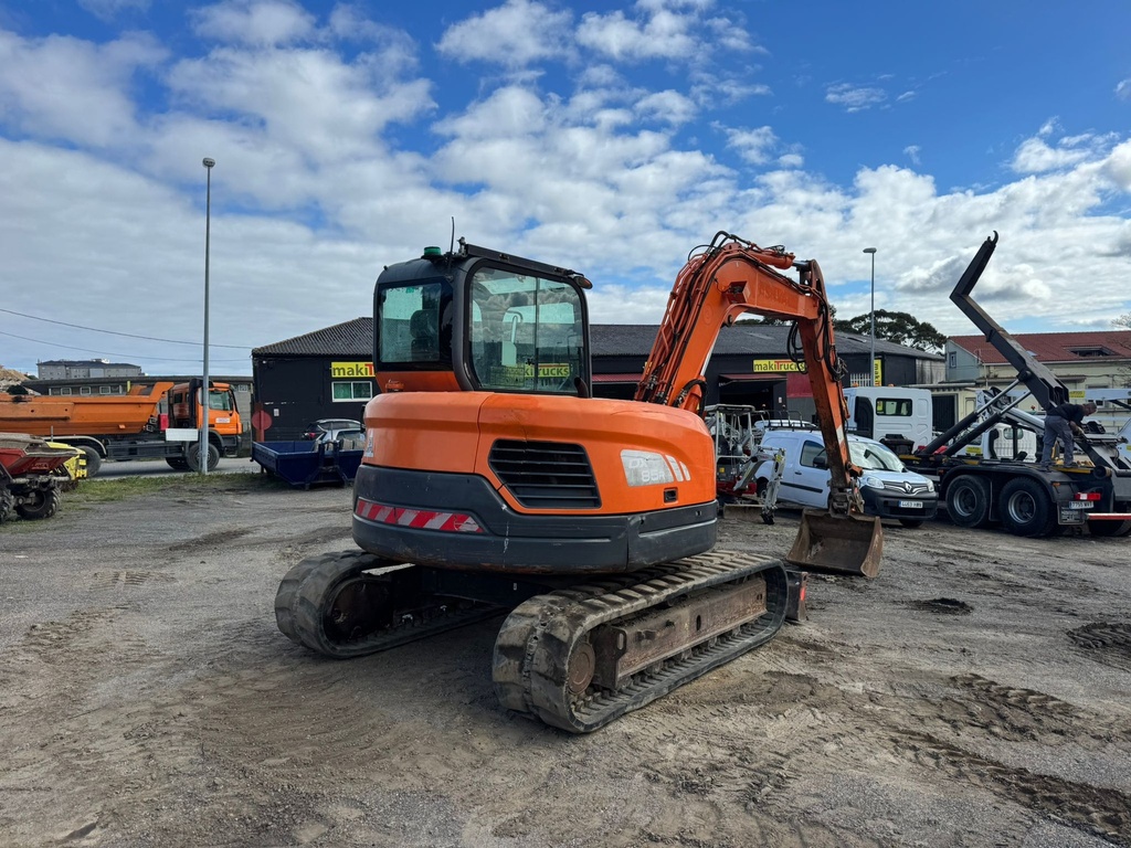 DOOSAN DX85R-3 