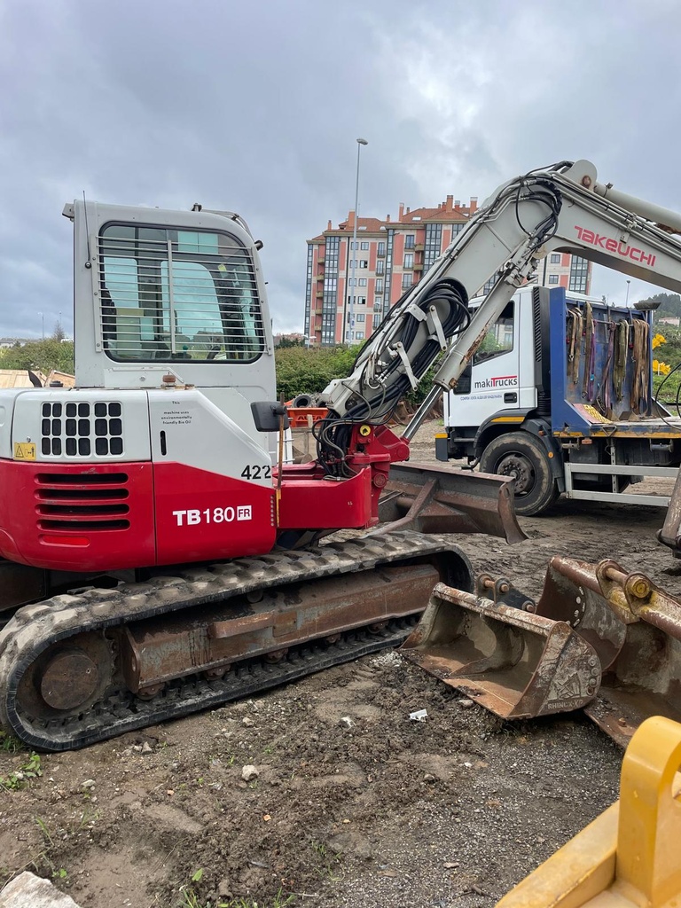 TAKEUCHI TB180 FR