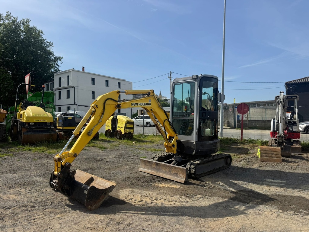 New holland e22.2c