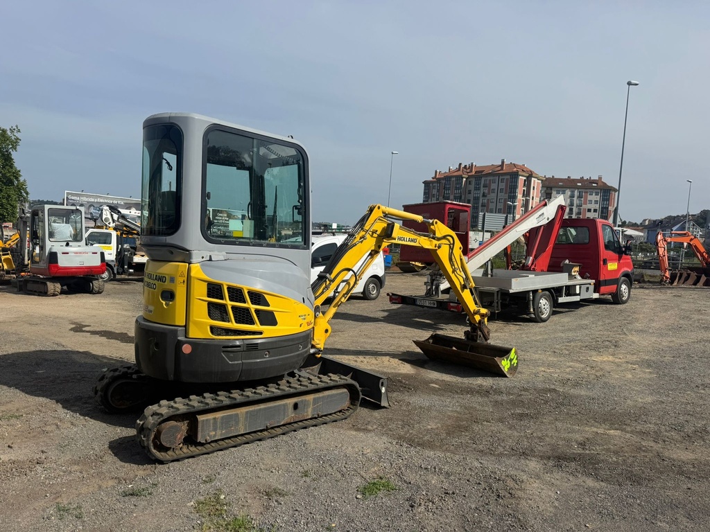 New holland e22.2c