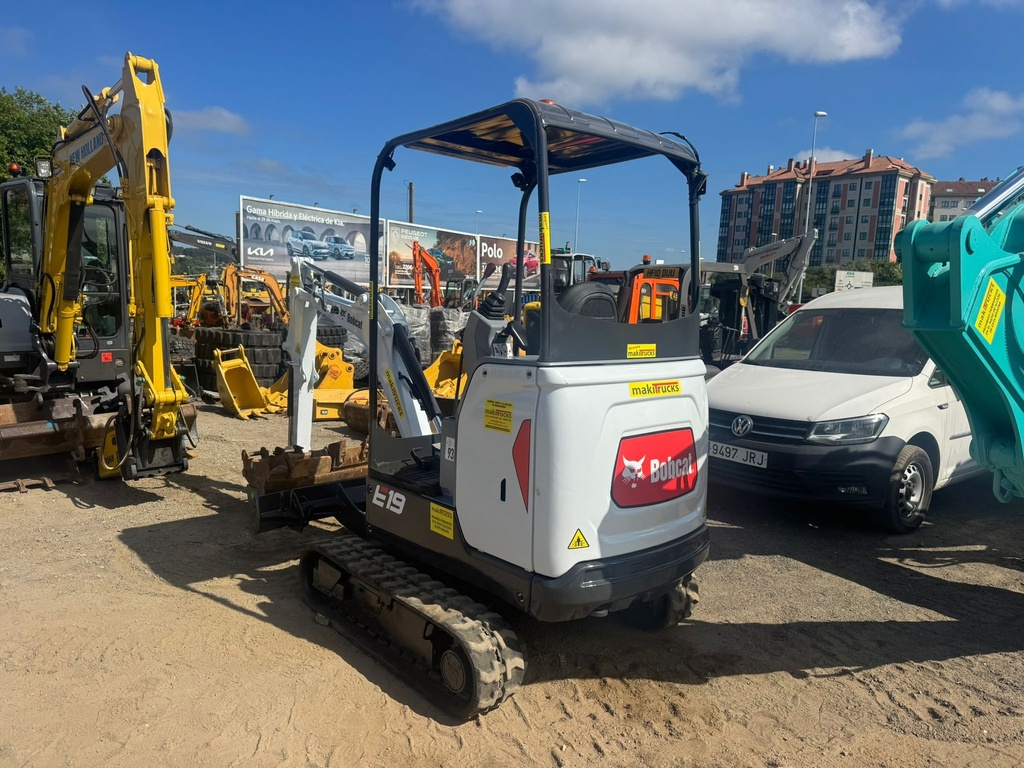 BOBCAT E19 