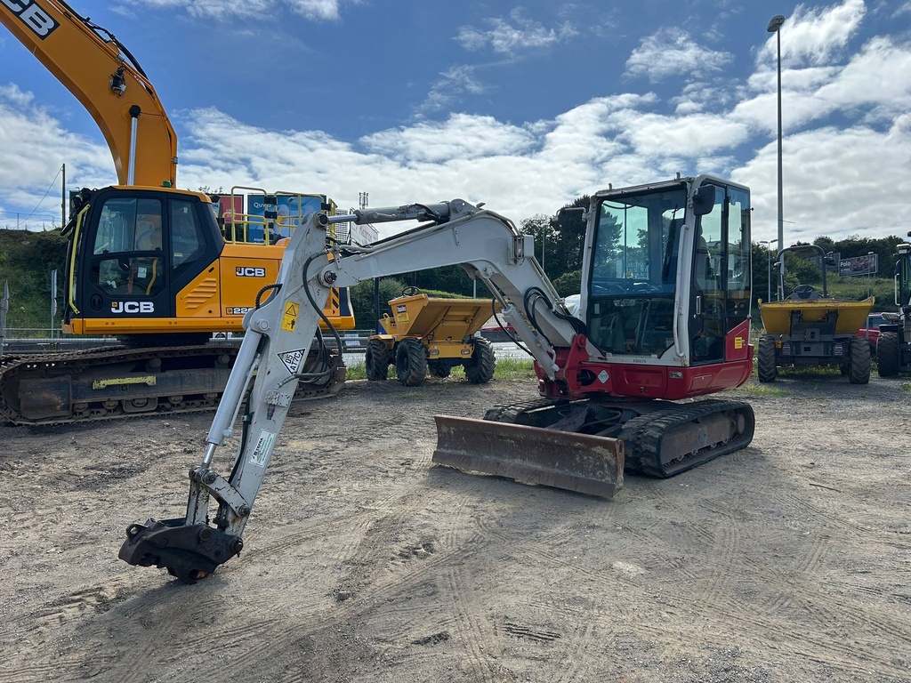 Takeuchi TB240