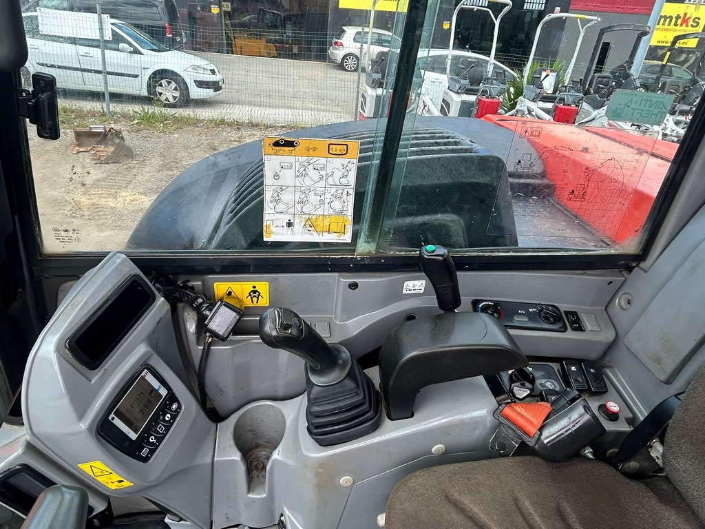 KUBOTA KX80-4A
