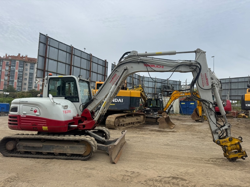 TAKEUCHI TB290