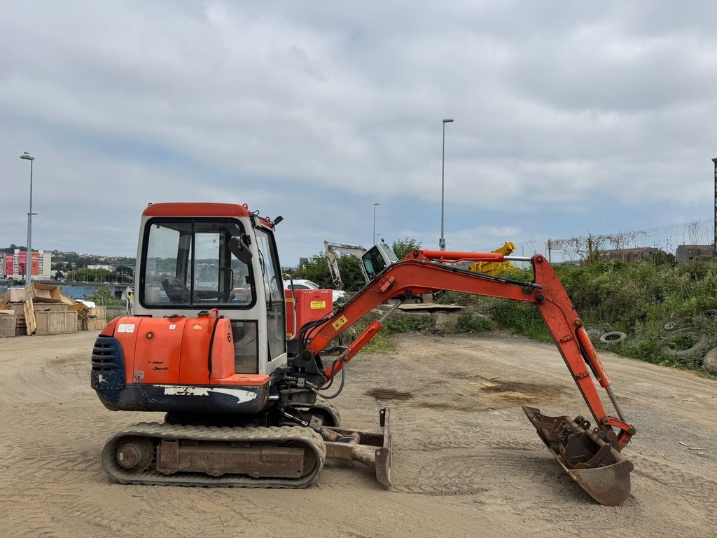 KUBOTA KX 61