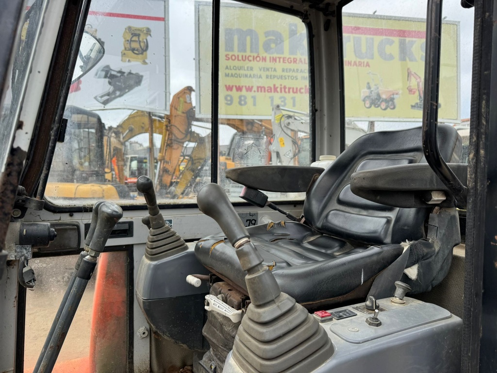 KUBOTA KX 61