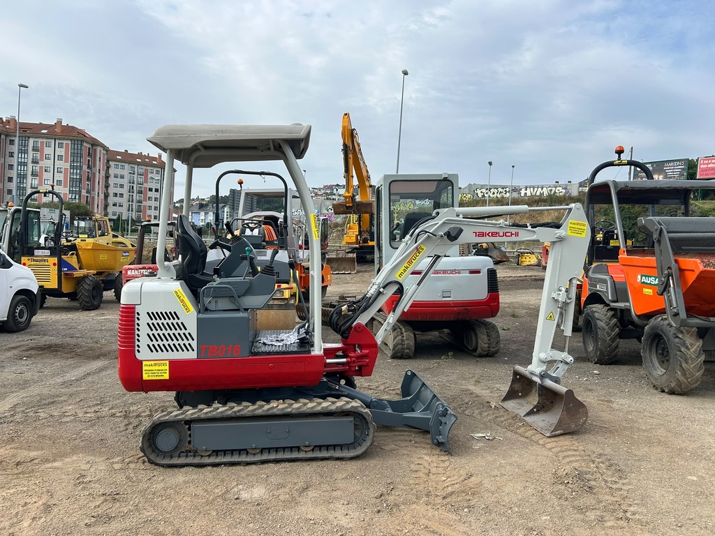 TAKEUCHI TB016