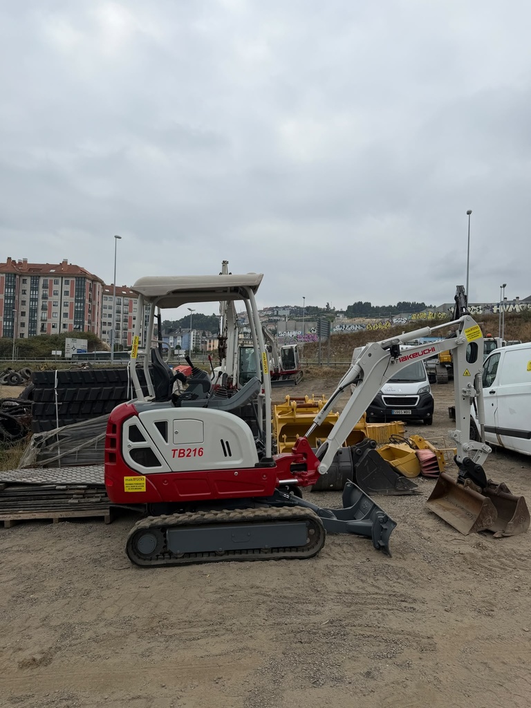 TAKEUCHI TB216