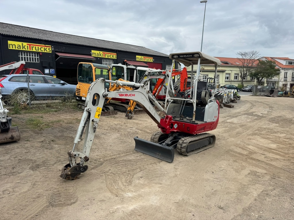 TAKEUCHI T216