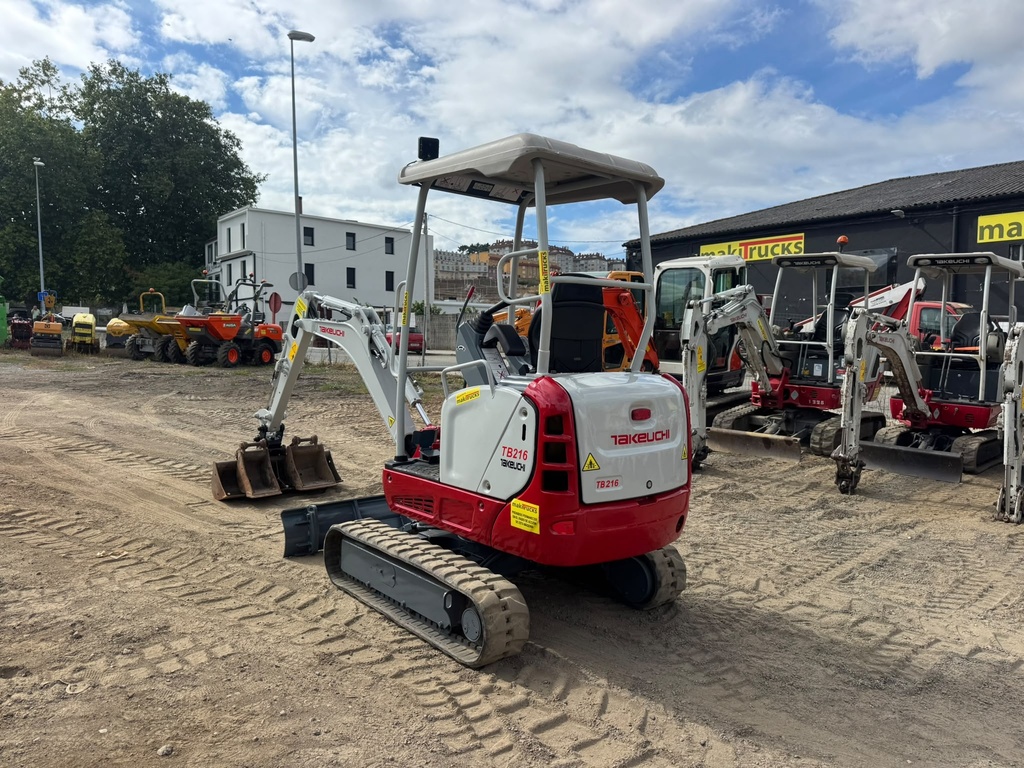 TAKEUCHI TB216