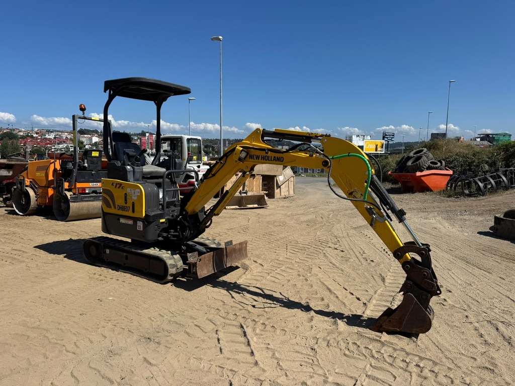 NEW HOLLAND E17C