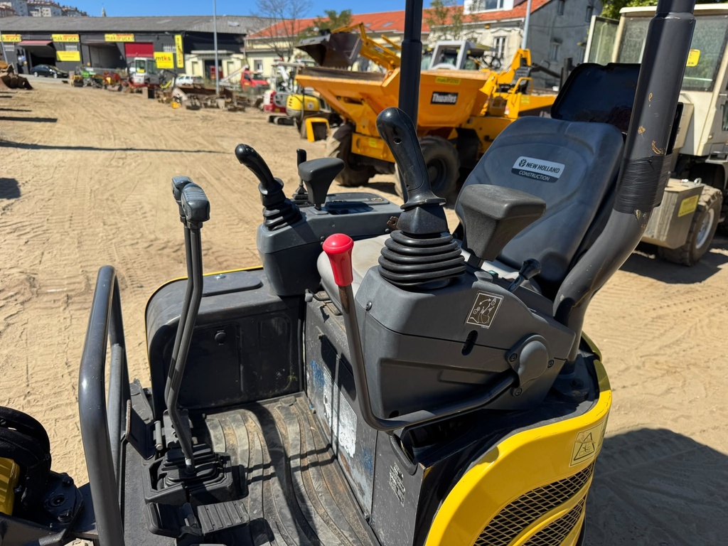 NEW HOLLAND E17C