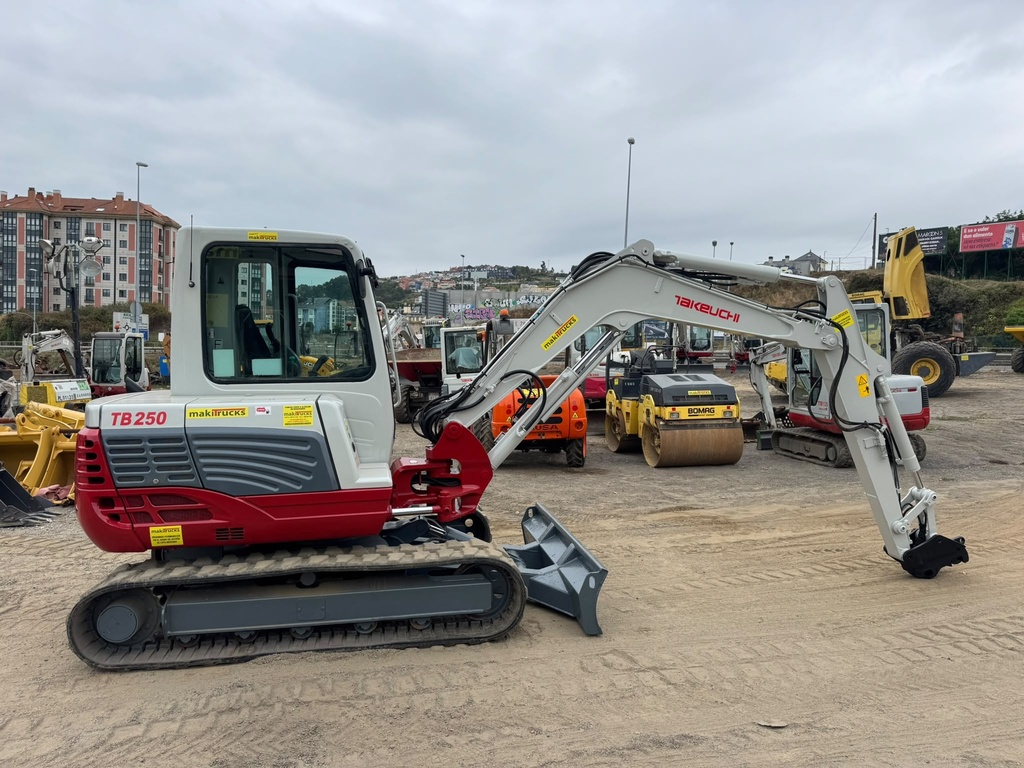 Takeuchi TB250