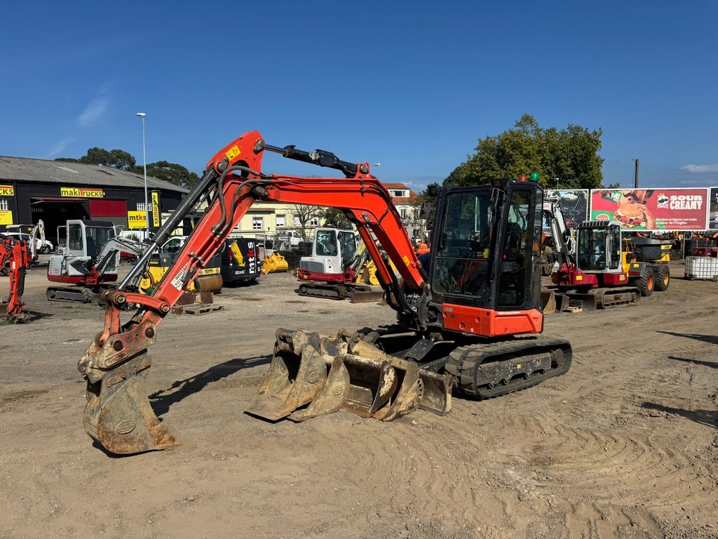 Kubota U50-5