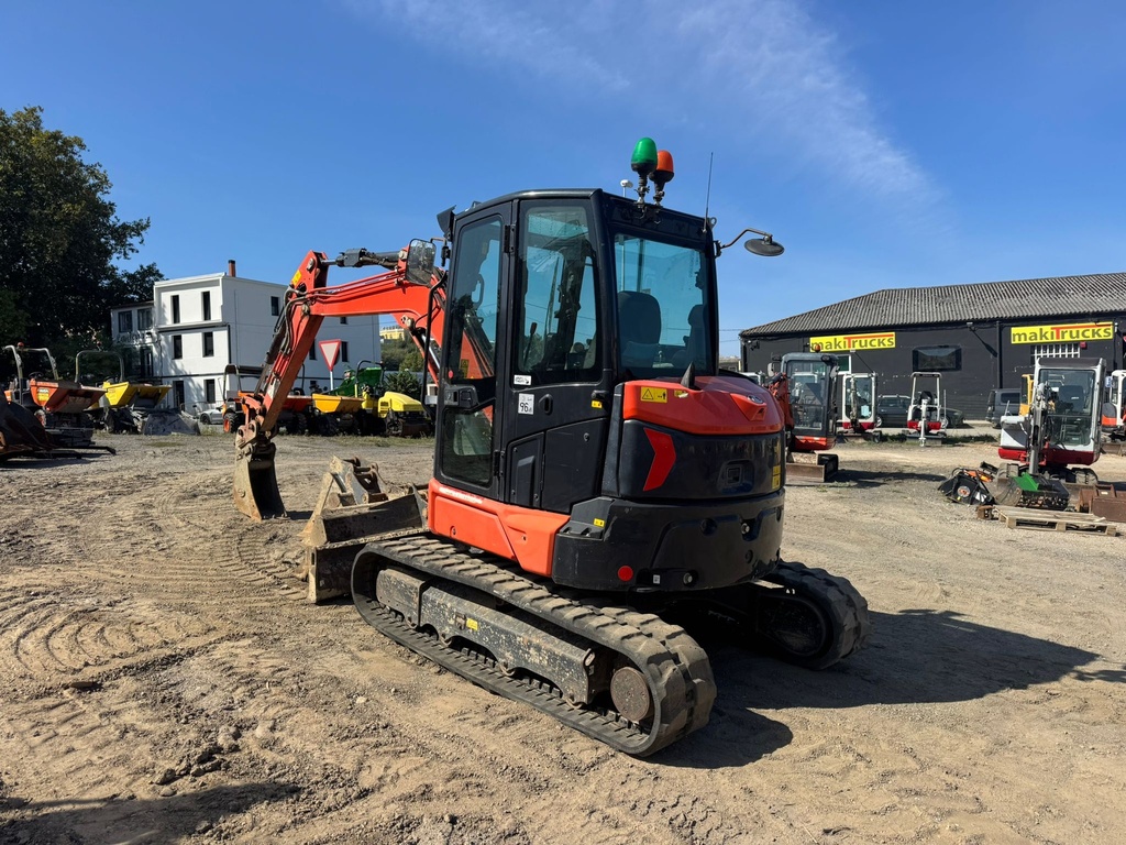 Kubota U50-5