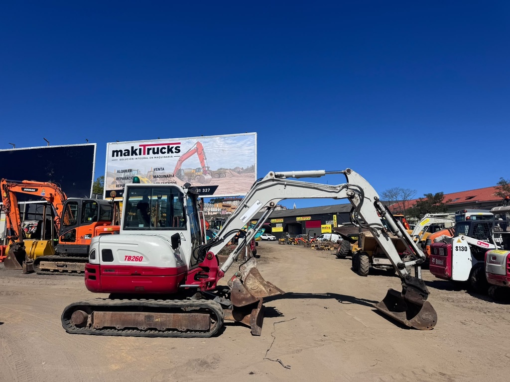 TAKEUCHI TB260