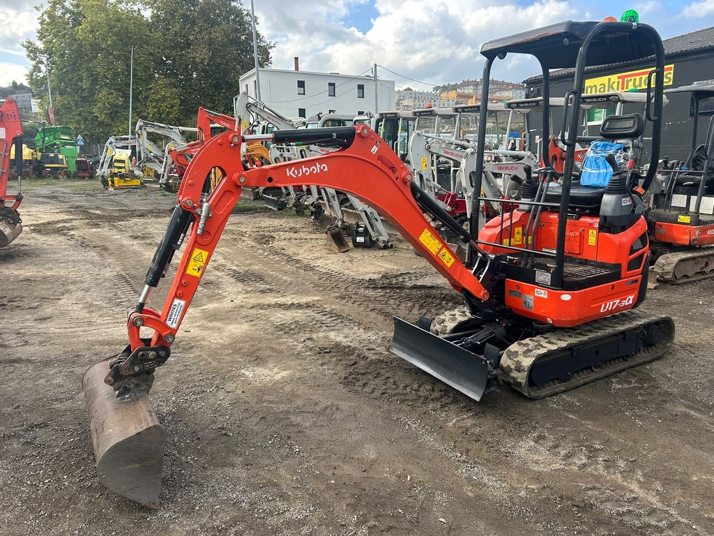 KUBOTA U17-3