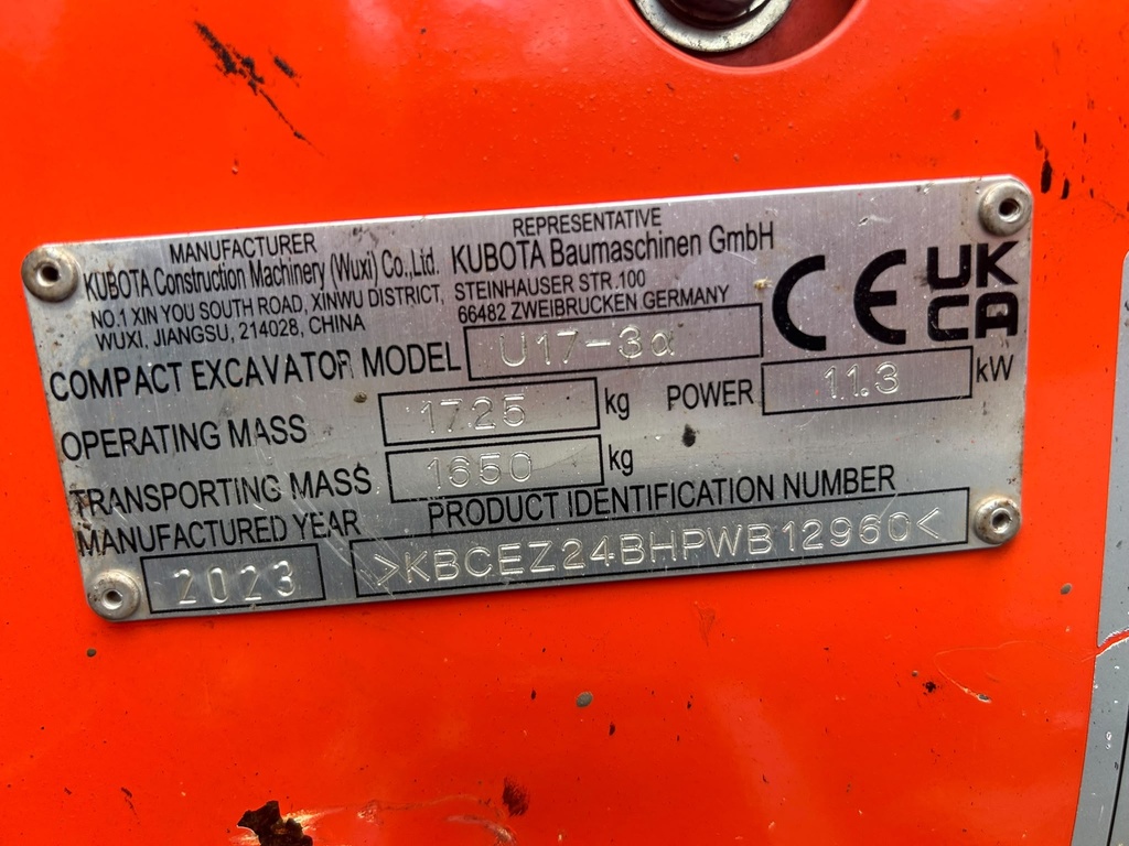 KUBOTA U17-3