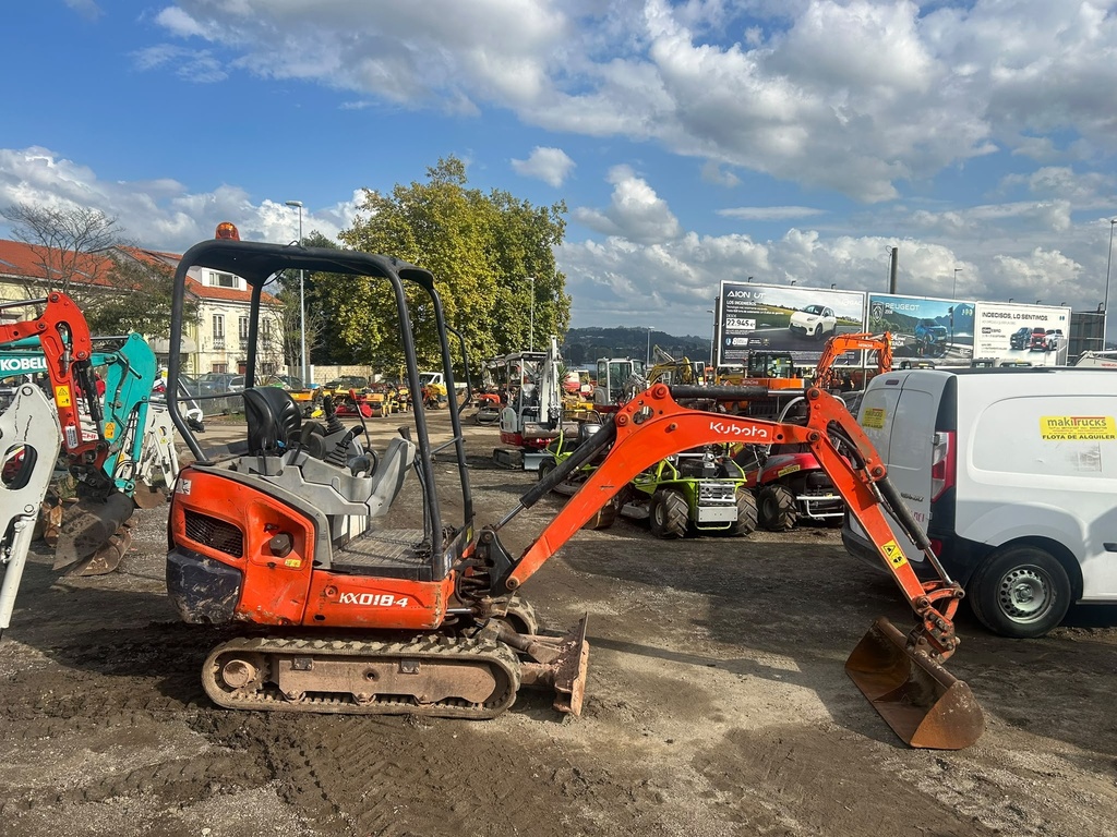 KUBOTA KX018-4