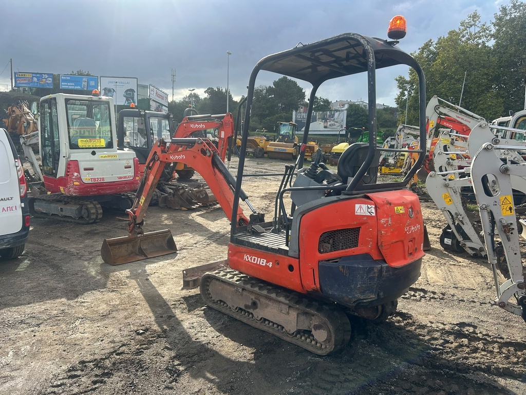 KUBOTA KX018-4
