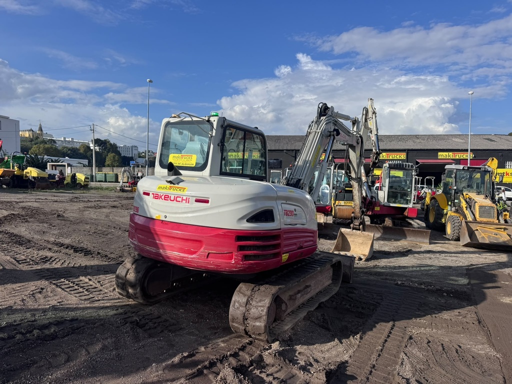 TAKEUCHI TB290
