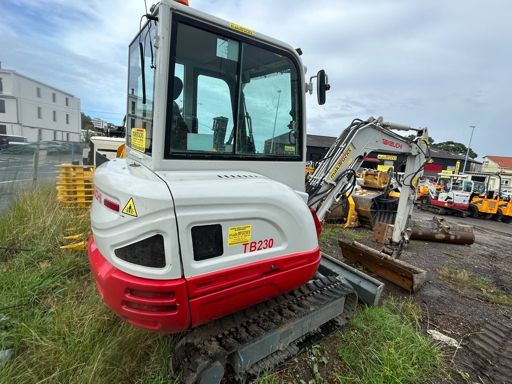 TAKEUCHI TB230