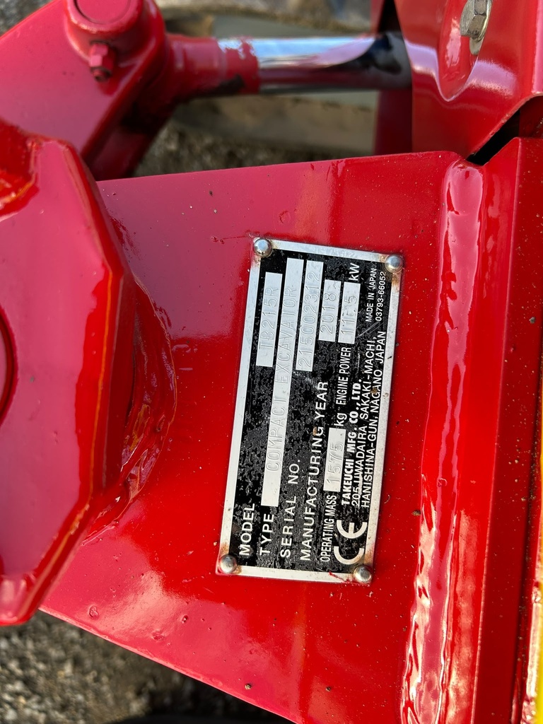 TAKEUCHI TB15 R