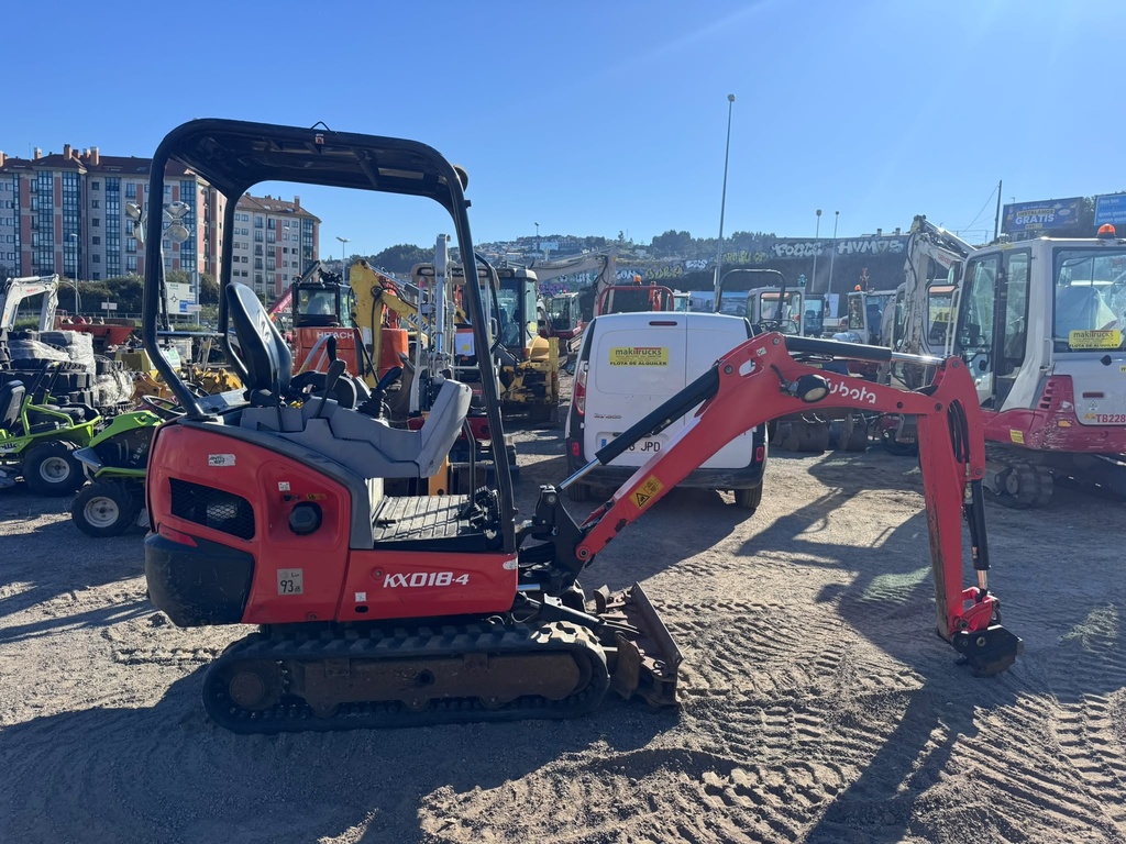 KUBOTA KX018-4