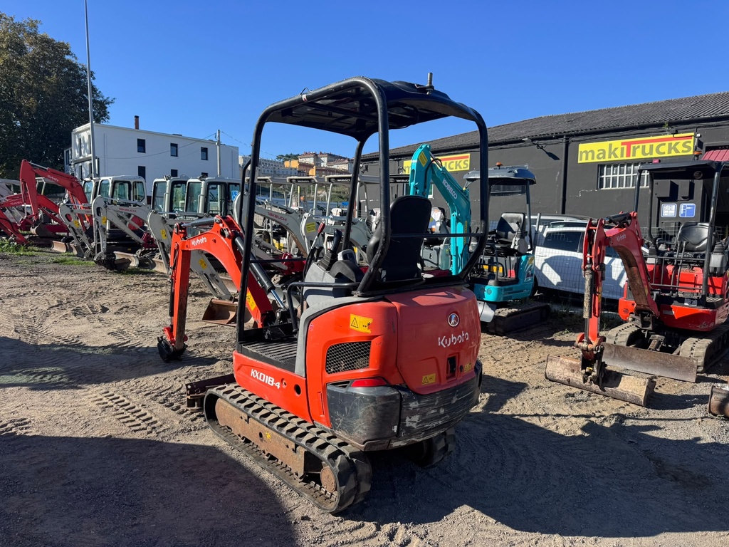KUBOTA KX018-4