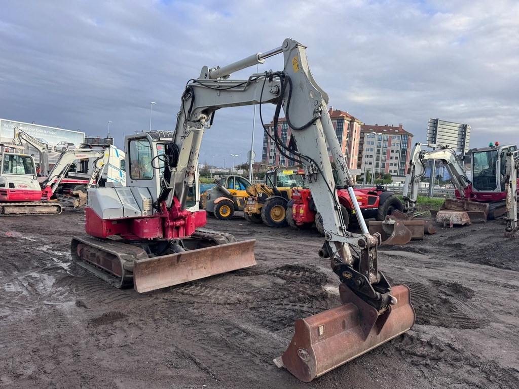 TAKEUCHI TB180FR