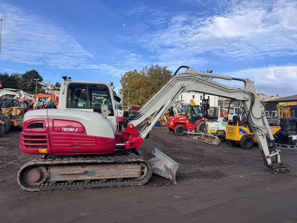 TAKEUCHI TB290-2