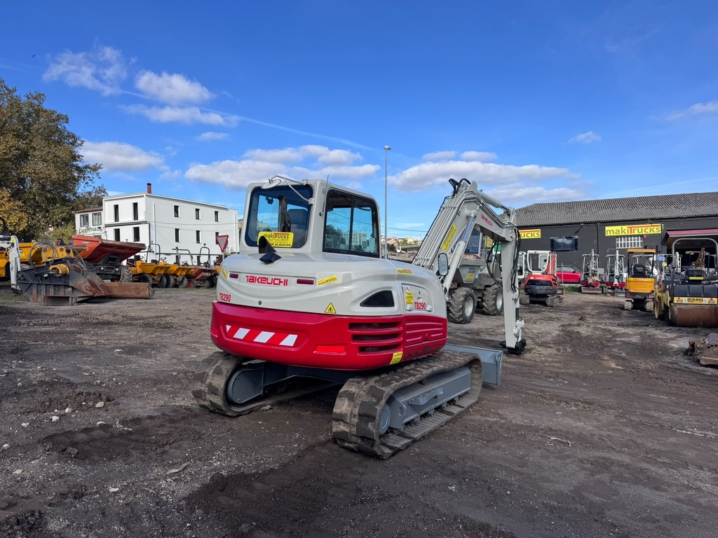 TAKEUCHI TB290