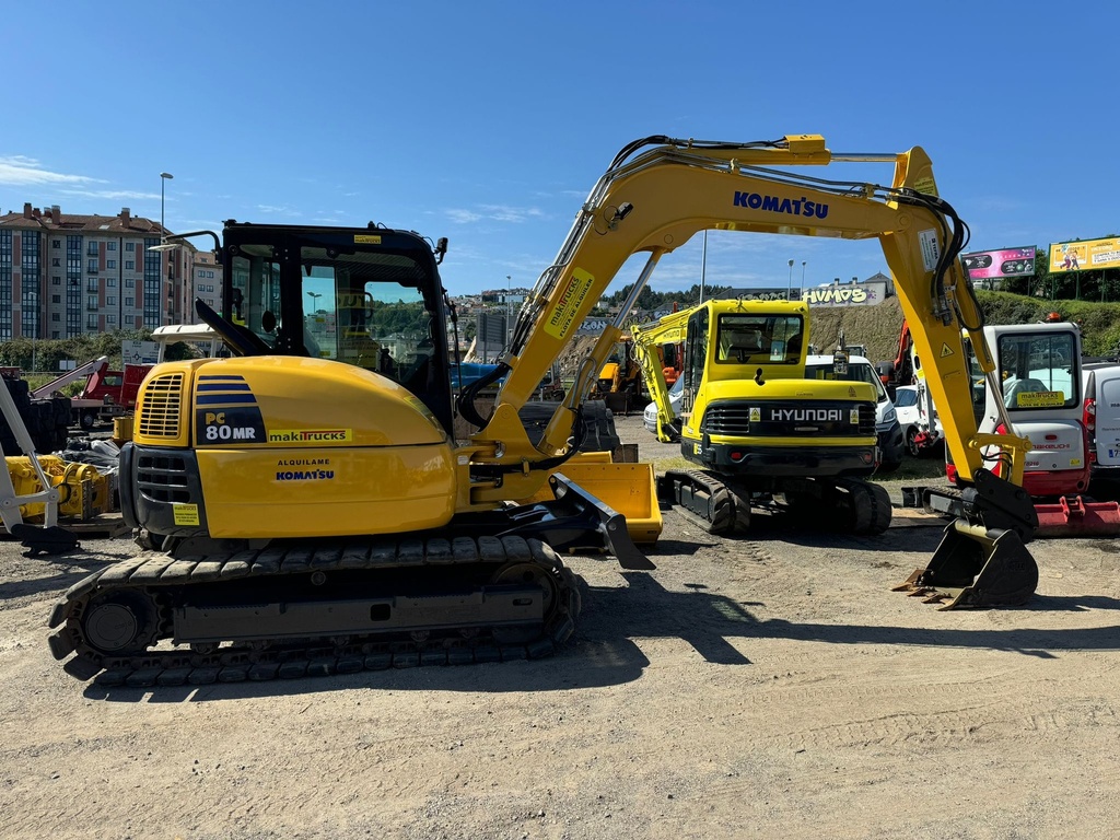 KOMATSU PC80MR-3