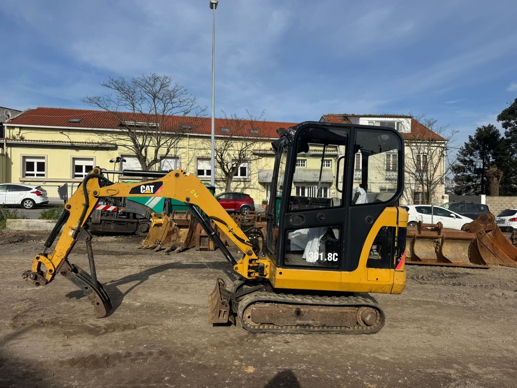 Cat 301.8C 