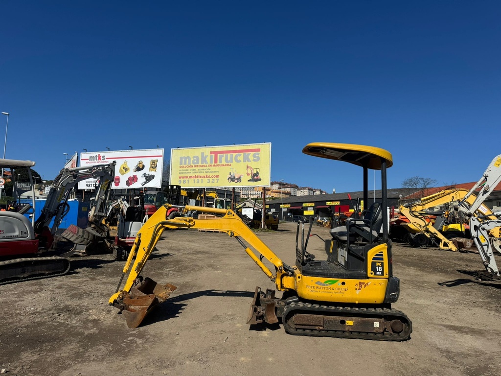 KOMATSU PC18MR