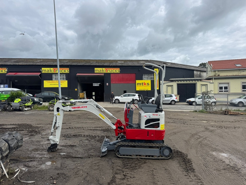 TAKEUCHI TB210R