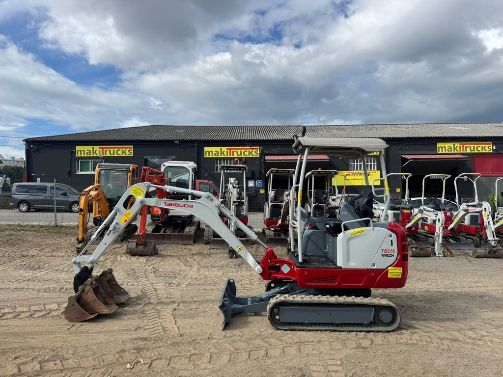 TAKEUCHI TB216