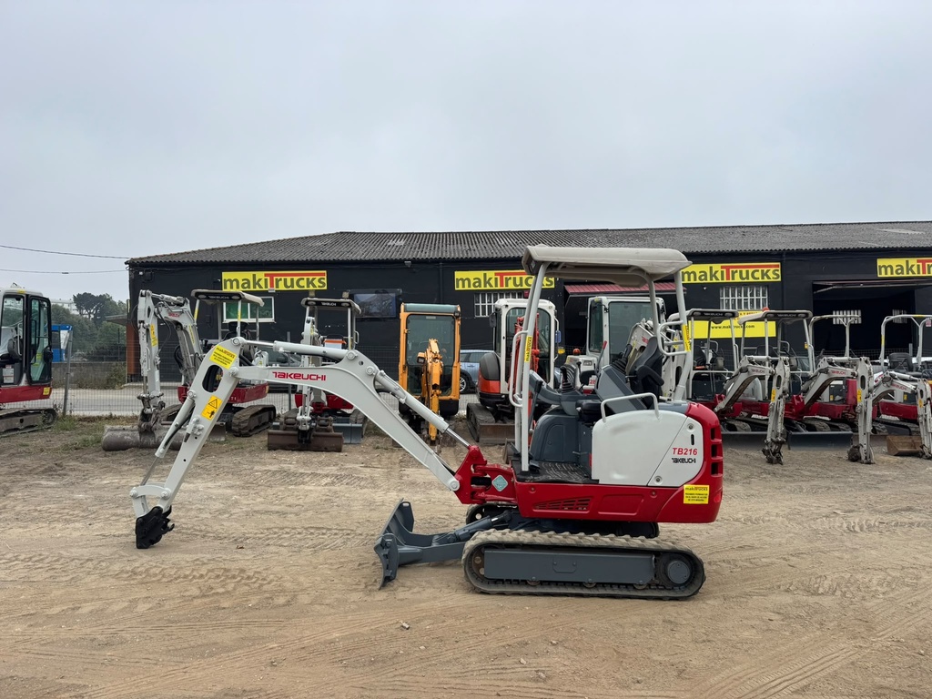 TAKEUCHI TB216