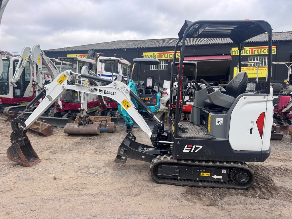 BOBCAT E17